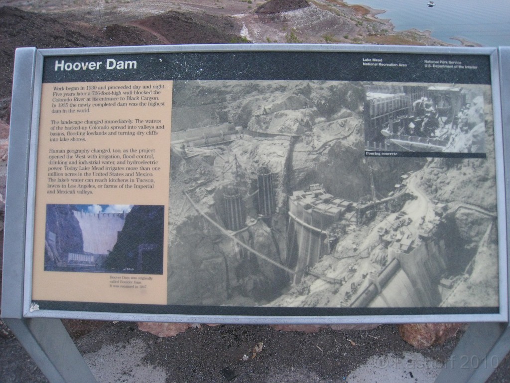 Las Vegas 2010 - Hoover Dam Revisited 0971.JPG - The 2010 Las Vegas Fire - Ice and Sweat Tour. Half Marathon, Red Rock Canyon, Casinos, Valley of Fire.... and buffets!